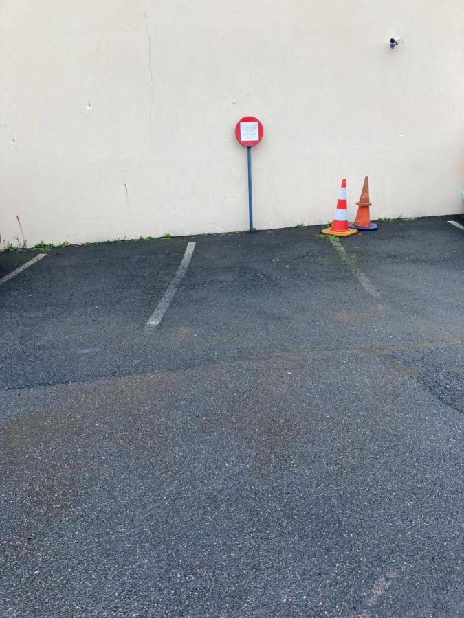 Superbe Appartement Parking Gratuit 2 オルネー・スー・ボア エクステリア 写真